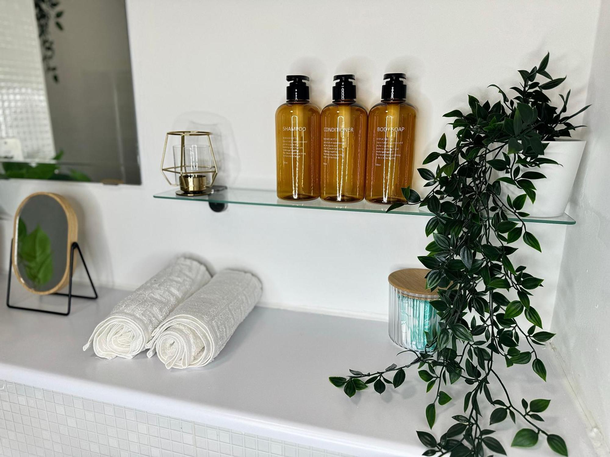 Centre - Centenary Plaza Luxury - Free Gym Apartment *