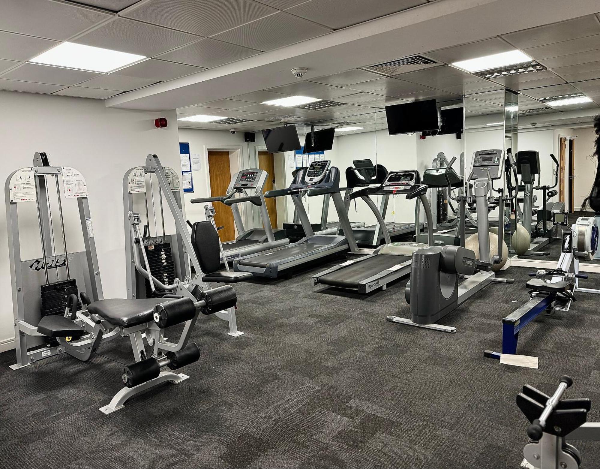 Apartment Centre - Centenary Plaza Luxury - Free Gym *